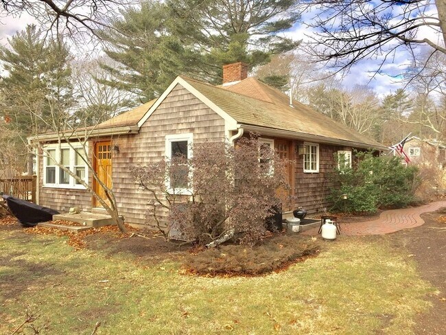 Foto del edificio - 24 Soule Ave