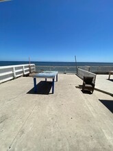 Building Photo - 6669 Del Playa Dr