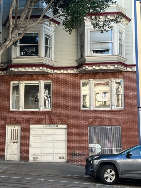 Building Photo - 1429 Hyde St