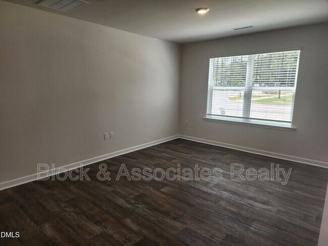 Foto del edificio - 8640 Brixton Shay Dr