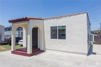 Building Photo - 7732 Bright Ave