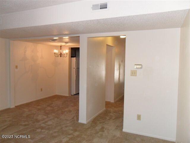 Building Photo - 103 Palace Cir