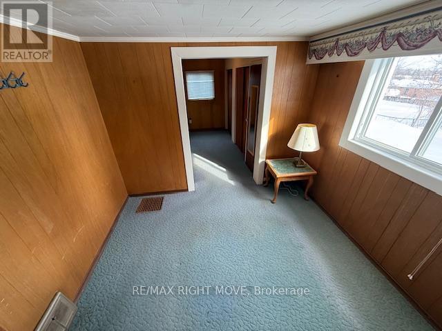 Photo du bâtiment - 377 Barrie Rd