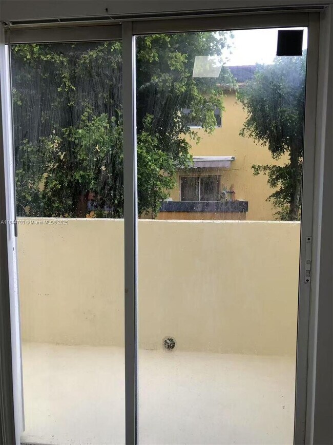 Foto del edificio - 14931 SW 82nd Terrace