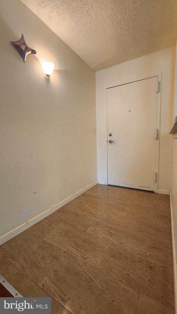 Building Photo - 7640 Tremayne Pl