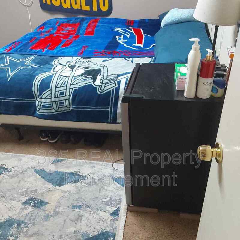 Foto del edificio - 310 12th St