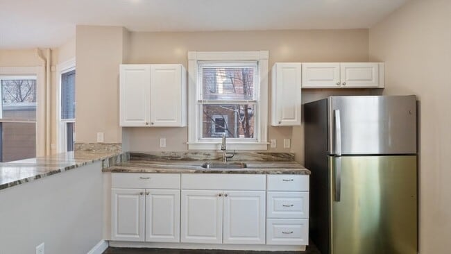 Photo - 32 Robinson St Apartment