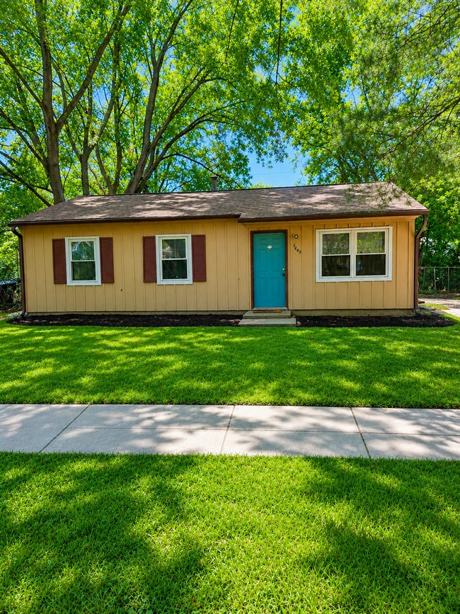 Building Photo - 1403 Centennial Dr