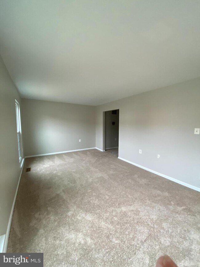 Foto del edificio - 7831 Brookview Ct