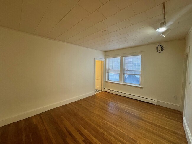 Foto del edificio - 31 College Ave