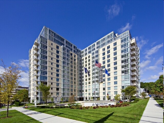 Building Photo - The Altos