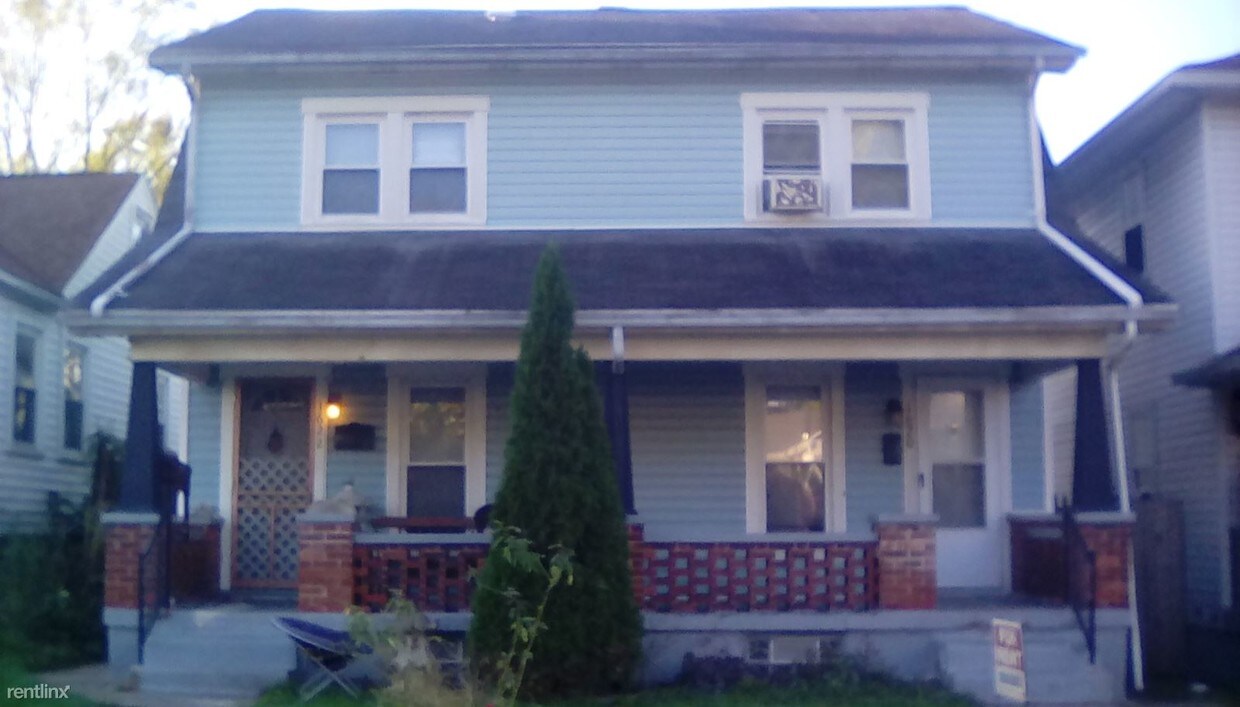 1622 Gummer Ave, Dayton, OH 45403 Townhome Rentals in Dayton OH