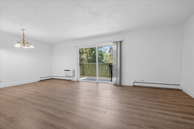 Foto del edificio - 2150 S Vaughn Way