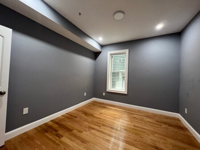 Foto del edificio - 350 Cambridge St