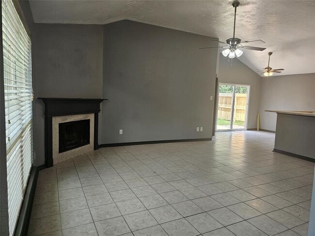 Building Photo - 19738 Swan Valley Dr