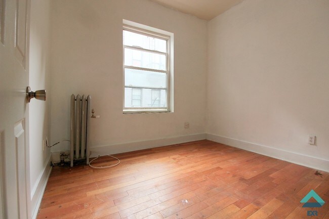 Foto del edificio - 188 S 3rd St