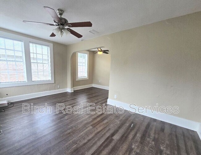 Foto del edificio - 4701 13th Ave S
