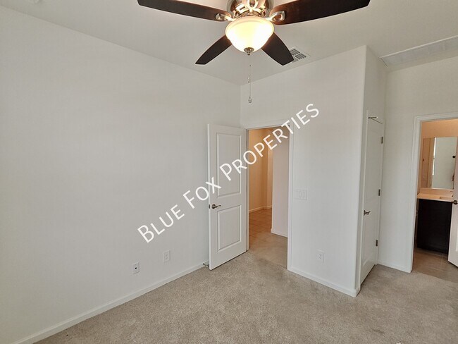 Building Photo - 6906 W Indian Clover Way