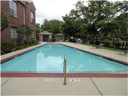 Foto del edificio - 8055 Cambridge St
