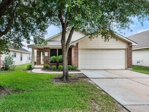 Building Photo - 21639 Falvel Lake Dr