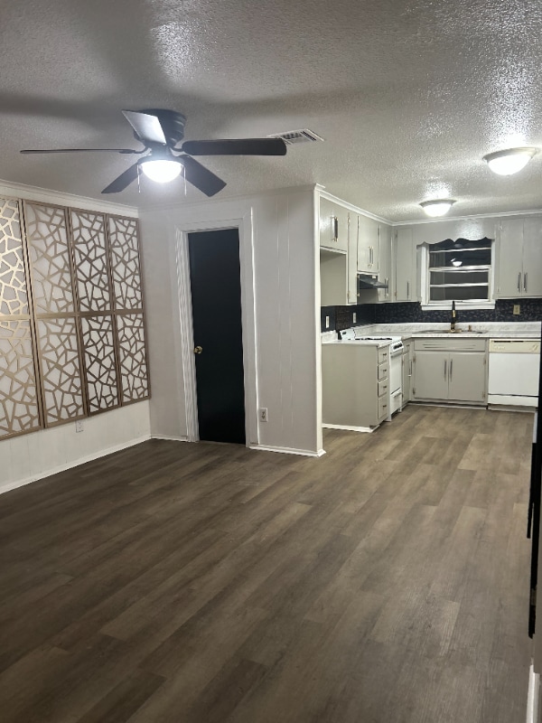 Foto del edificio - 507 Woodvale Rd