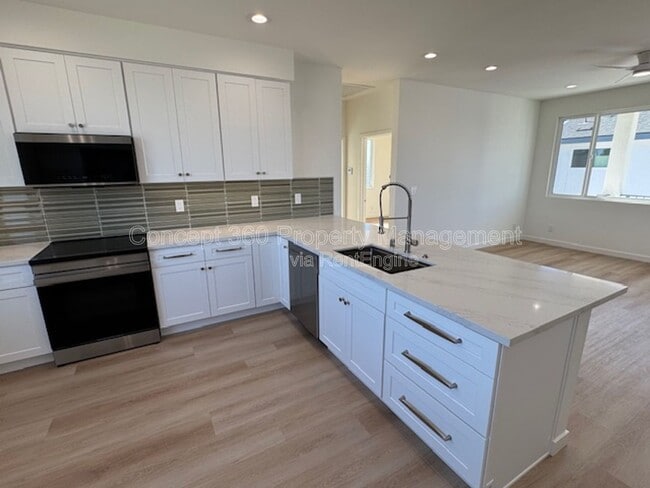 Photo - 6170 Briercrest Ave Townhome