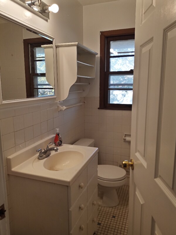 Foto del edificio - 7871 Firwood Way NE