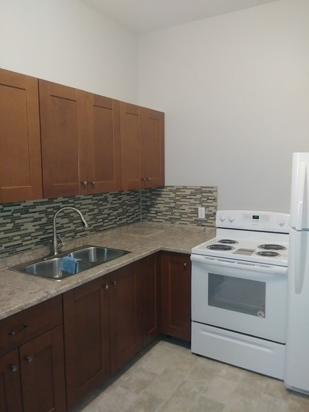 Building Photo - 26 Victoria Square