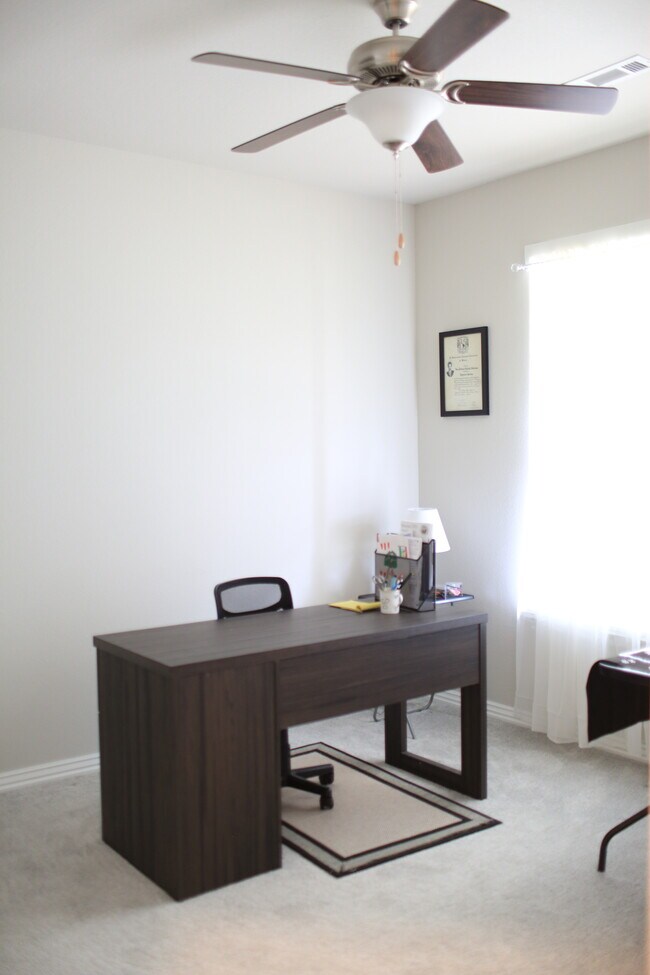 Foto del edificio - 5901 SW Macasin Ave