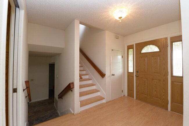 Foto del edificio - 923 Linden Ave