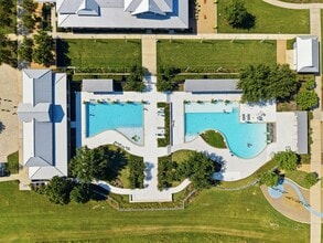 Building Photo - 4218 Bald Cypress Ct