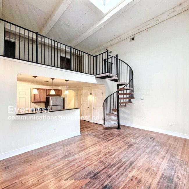 Foto del edificio - 525 E Grace St