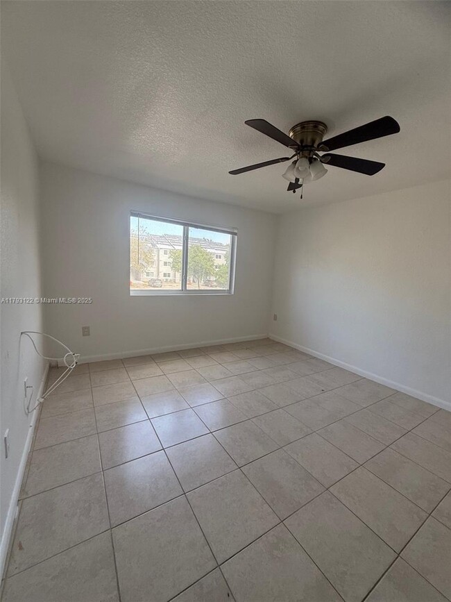 Building Photo - 15410 SW 284th St