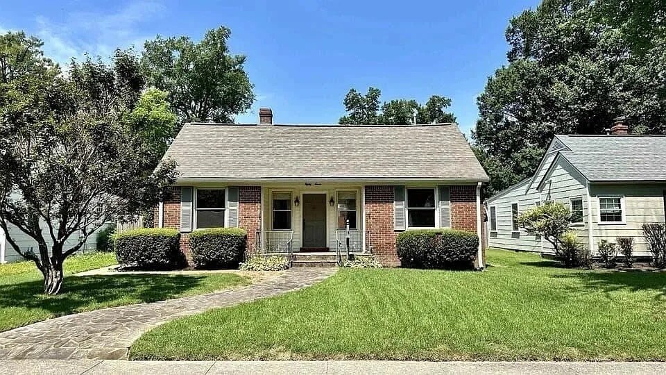 Primary Photo - 87 W Lafayette Cir