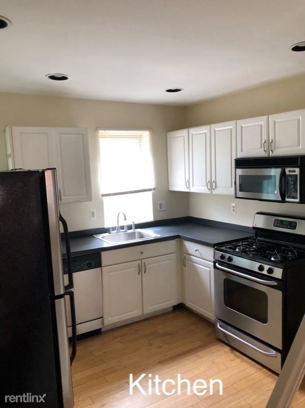 Building Photo - 2 br, 1 bath Townhome - 1135 Wicomico St