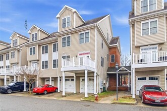 Building Photo - 39 Miles Cary Mews
