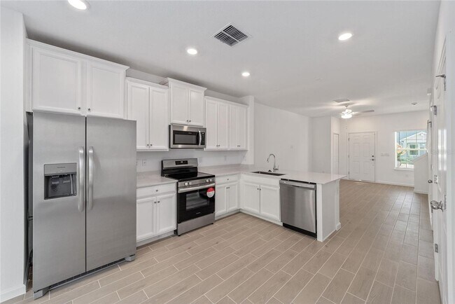 Building Photo - 3409 (LO)