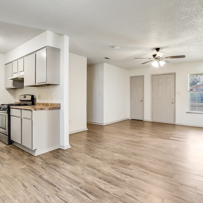 Foto del edificio - 3BR/1.0BA Single Family - Seagoville