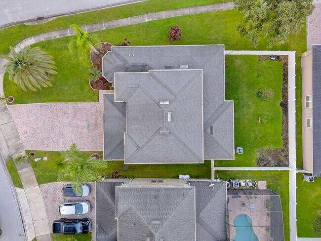 Photo - For Rent: Luxurious 4 Bed/3.5 Bath Home wi...