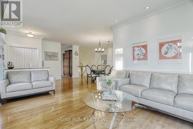 Building Photo - 2 Waterford Way