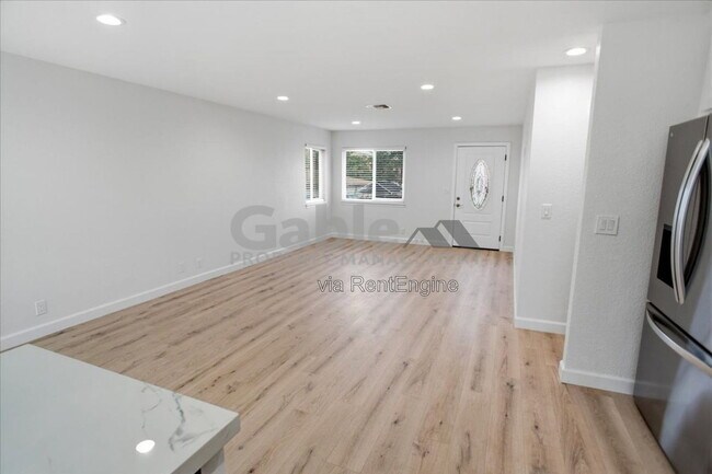 Foto del edificio - 31615 Hunter Ln