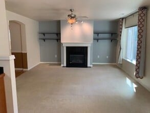 Building Photo - 28393 33rd Ln S