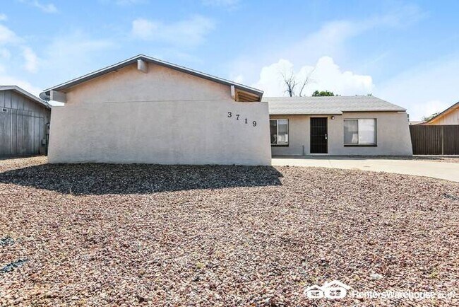 Foto del edificio - 3 Bedroom with Pool