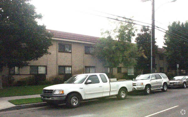 Building Photo - The Canyon Apartments