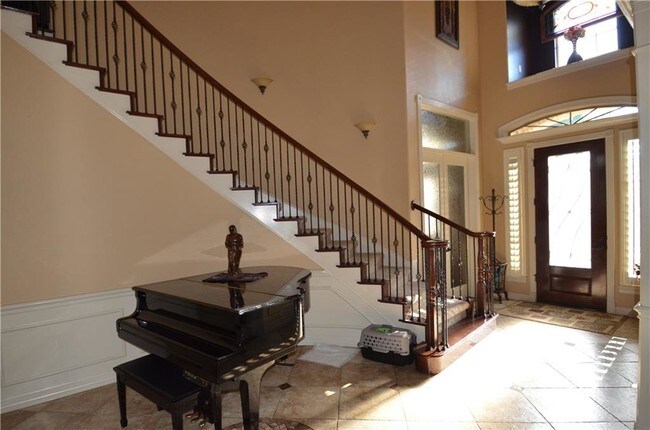Building Photo - 1812 Eagles Glen Cove