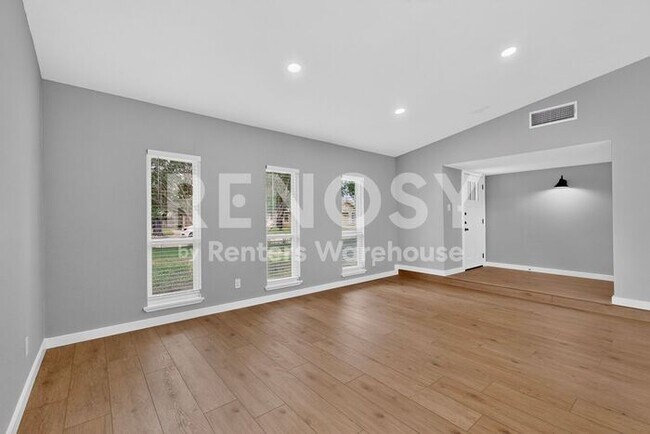 Foto del edificio - Renovated in Allen Ready to Be Your Home