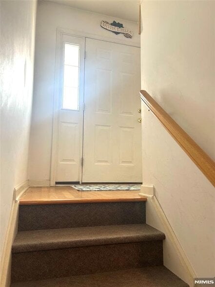 Building Photo - 302 Grand Ridge Dr