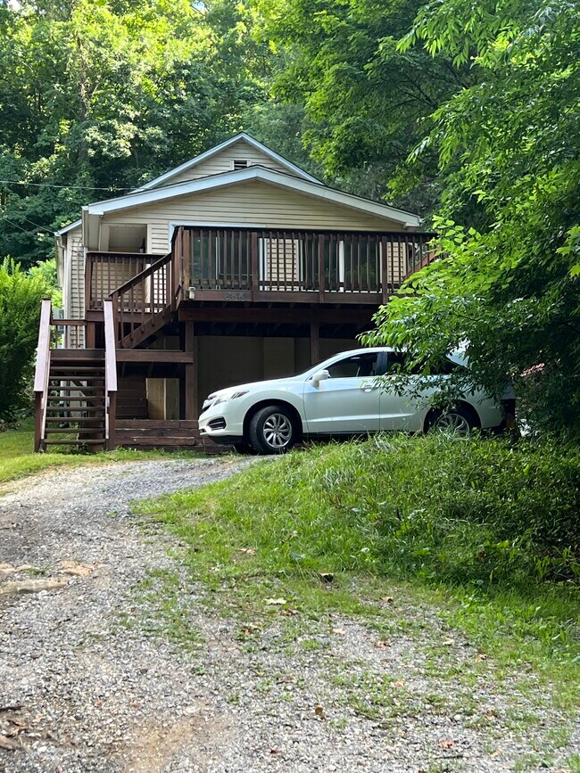 Building Photo - 844 Bocktown Rd