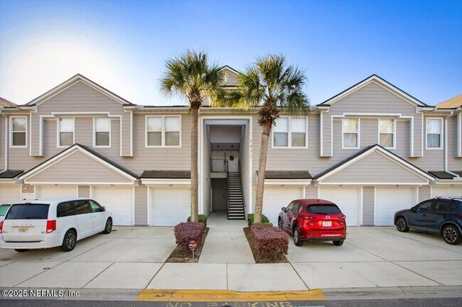 Building Photo - 7032 Deer Lodge Cir