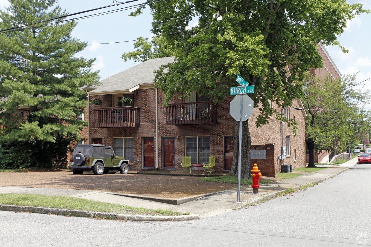 Foto principal - 2909 Burch Ave